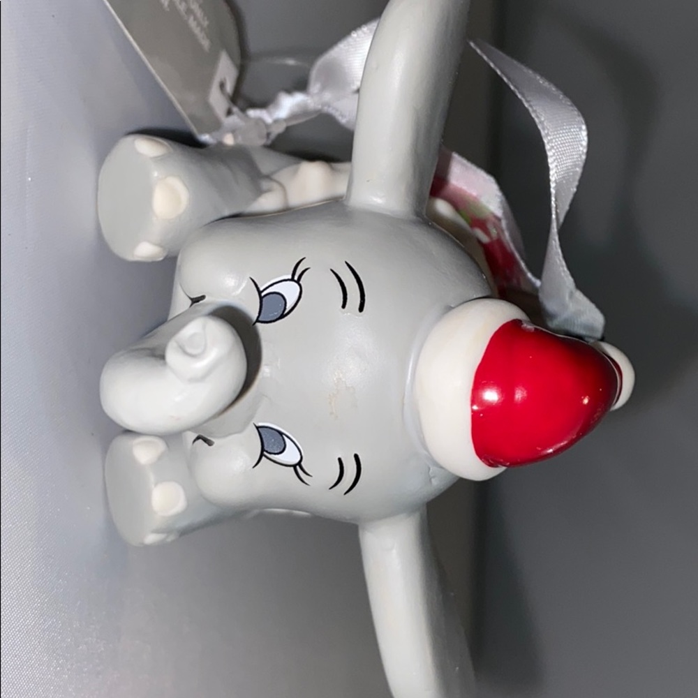 Disney Dumbo Christmas Ornament - Picture 3 of 7